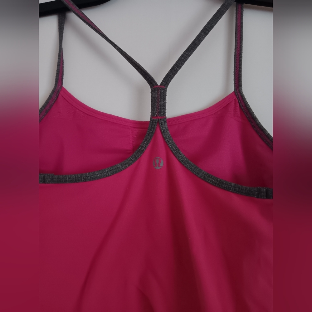 Lululemon tank top size small